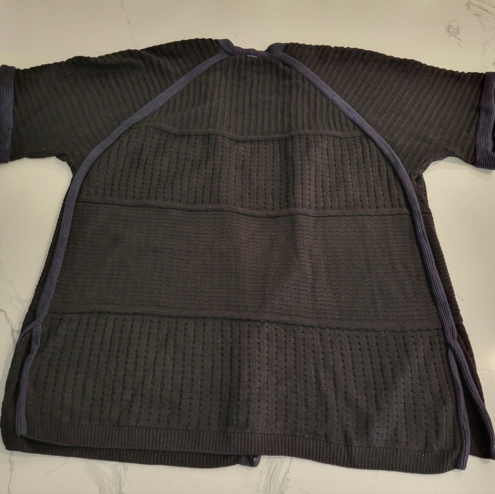 ST. John Black Knit Open Cardigan Size Small - Picture 7 of 8